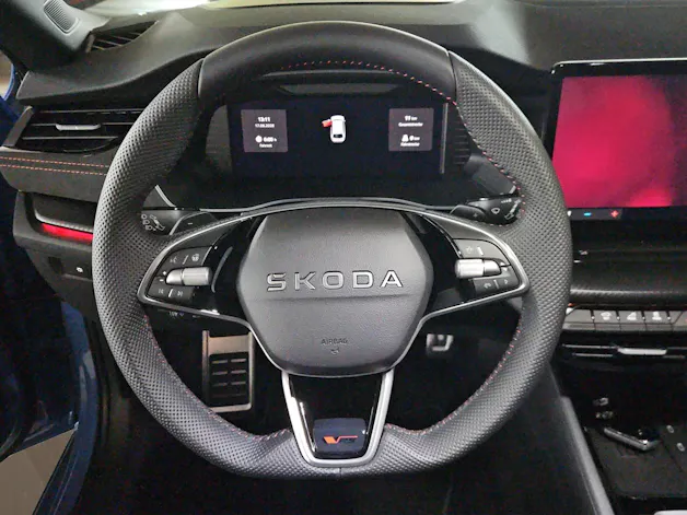 SKODA Octavia Combi 2.0 TSI DSG RS 30 Years Edition