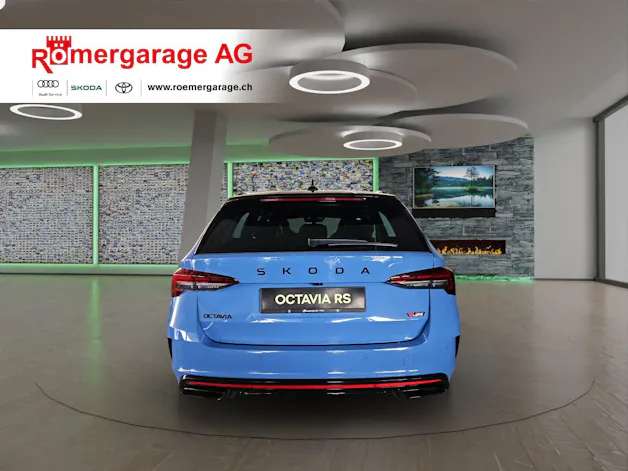 SKODA Octavia Combi 2.0 TSI DSG RS 30 Years Edition