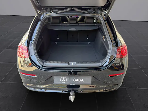 MERCEDES-BENZ CLA 220 4-Matic Shooting Brake
