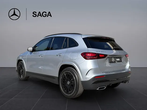MERCEDES-BENZ GLA 220 d AMG Line 4matic