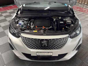 PEUGEOT 2008 e Allure Pack