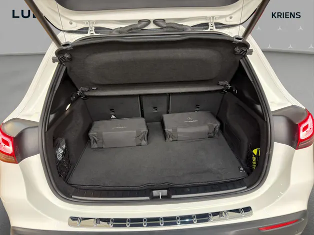 MERCEDES-BENZ EQA 250 / DISTRONIC / Rückfahrkamera / Soundsystem