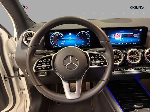 MERCEDES-BENZ EQA 250 / DISTRONIC / Rückfahrkamera / Soundsystem