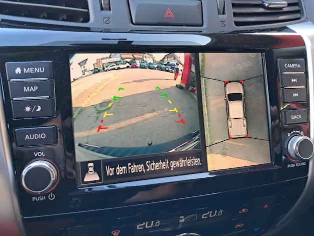NISSAN Navara King Cab N-Connecta 2.3 dCi 4WD