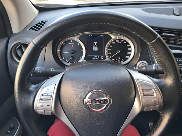 NISSAN Navara King Cab N-Connecta 2.3 dCi 4WD