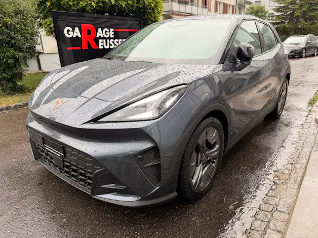 CUPRA Raval Endurance 211 PS Launch Edition Dynamic