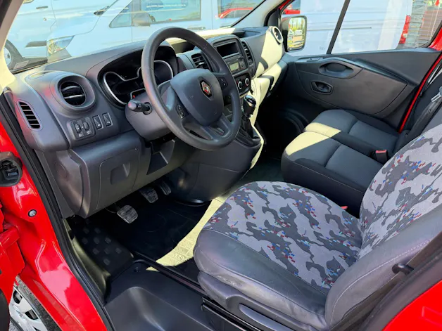 RENAULT Trafic 2.0 Energy dCi 120 3.0t Business L1H1