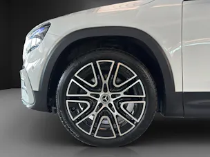 MERCEDES-BENZ GLB 220 4Matic 8G-Tronic
