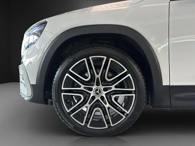 MERCEDES-BENZ GLB 220 4Matic 8G-Tronic