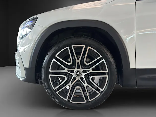 MERCEDES-BENZ GLB 220 4Matic 8G-Tronic
