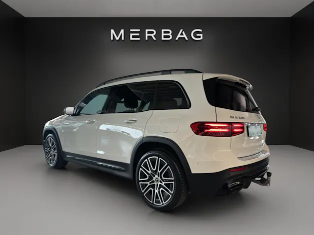 MERCEDES-BENZ GLB 220 4Matic 8G-Tronic