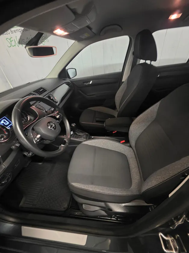 SKODA Fabia 1.0 TSI Drive DSG