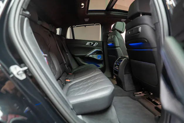 BMW X6 M60i M Sport Pro / Panorama-Glasdach / Bowers&Wilkins / 360°Kamera