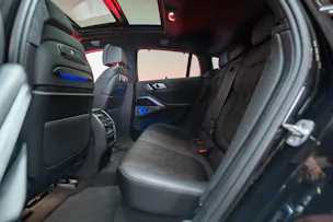 BMW X6 M60i M Sport Pro / Panorama-Glasdach / Bowers&Wilkins / 360°Kamera