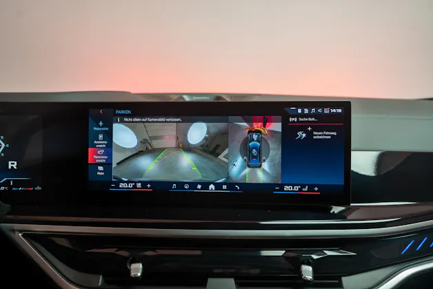 BMW X6 M60i M Sport Pro / Panorama-Glasdach / Bowers&Wilkins / 360°Kamera