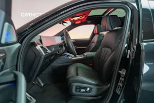BMW X6 M60i M Sport Pro / Panorama-Glasdach / Bowers&Wilkins / 360°Kamera