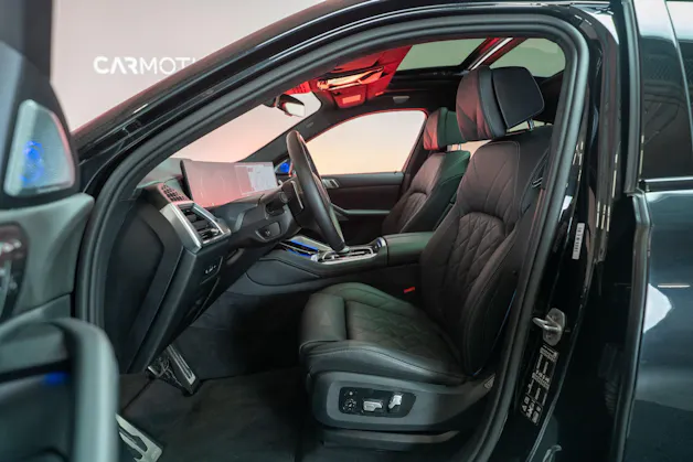 BMW X6 M60i M Sport Pro / Panorama-Glasdach / Bowers&Wilkins / 360°Kamera