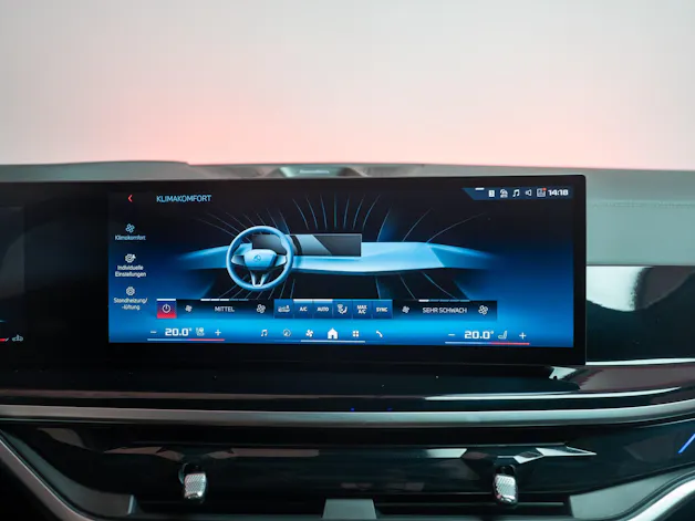 BMW X6 M60i M Sport Pro / Panorama-Glasdach / Bowers&Wilkins / 360°Kamera