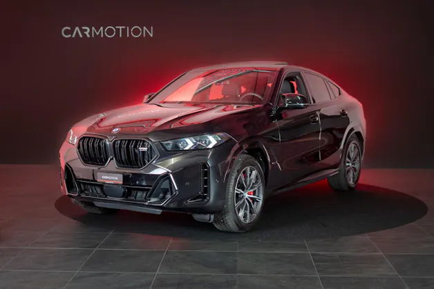 BMW X6 M60i M Sport Pro / Panorama-Glasdach / Bowers&Wilkins / 360°Kamera