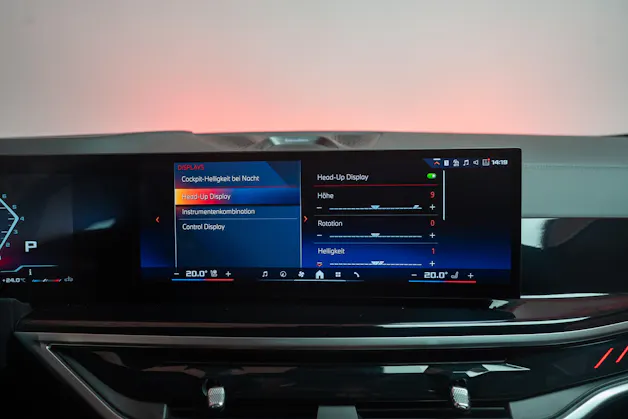 BMW X6 M60i M Sport Pro / Panorama-Glasdach / Bowers&Wilkins / 360°Kamera