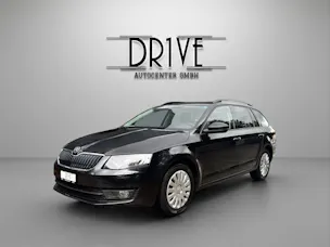 SKODA Octavia Combi 2.0 TDI Elegance DSG