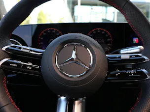 MERCEDES-BENZ GLB 350 4MATIC elektrisch