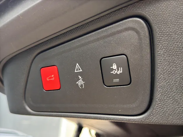 PEUGEOT 3008 1.5 BlueHDi Allure EAT