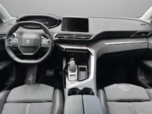 PEUGEOT 3008 1.5 BlueHDi Allure EAT