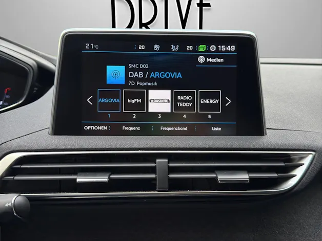 PEUGEOT 3008 1.5 BlueHDi Allure EAT