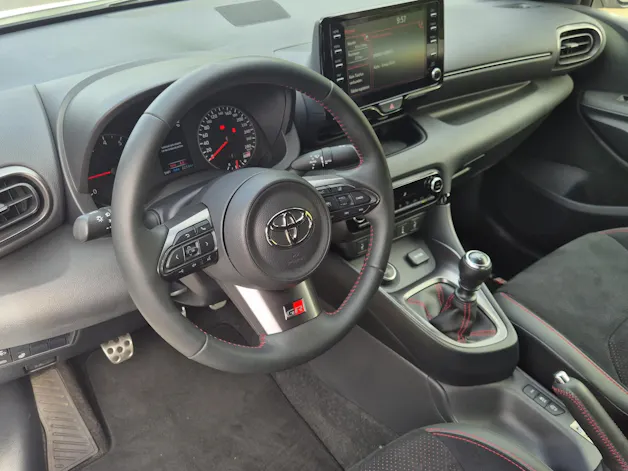 Toyota Yaris 1.6 GR Sport