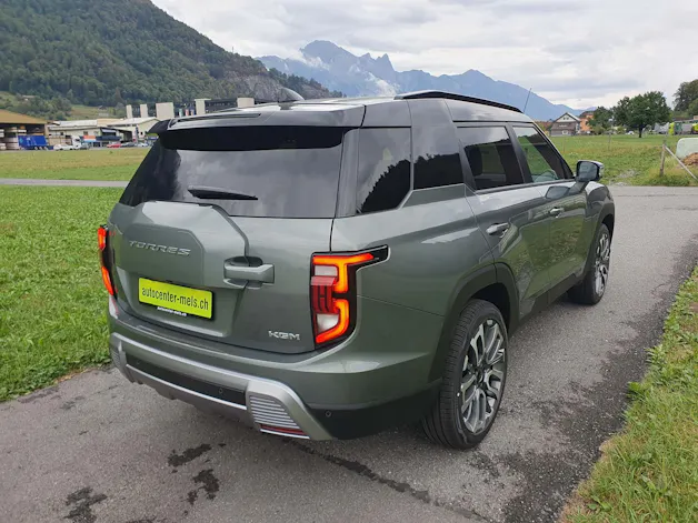 KGM -SsangYong Torres 1.5 Turbo Executive 4WD M27
