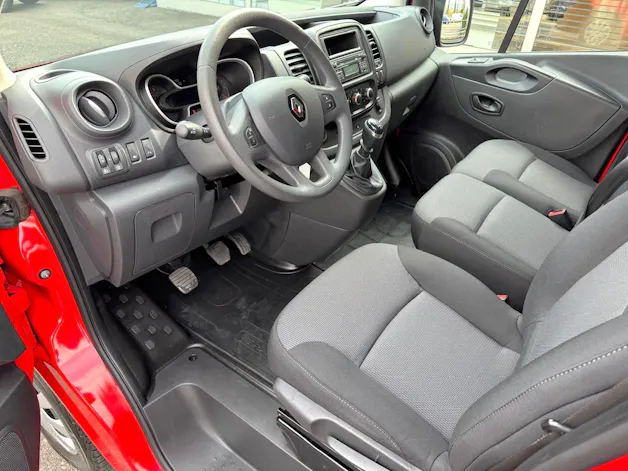 RENAULT Trafic 2.0 Energy dCi 120 3.0t Business L1H1