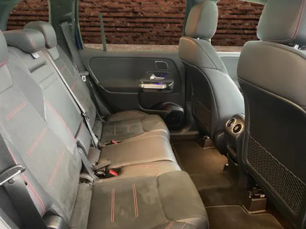 MERCEDES-BENZ GLB 250 AMG Line 4 MATIC
