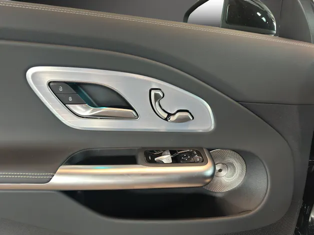 MERCEDES-BENZ CLA SB 220 4M 8G-DCT