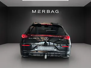 MERCEDES-BENZ CLA SB 220 4M 8G-DCT