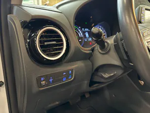 HYUNDAI Kona 1.6 GDi HEV Vertex DCT