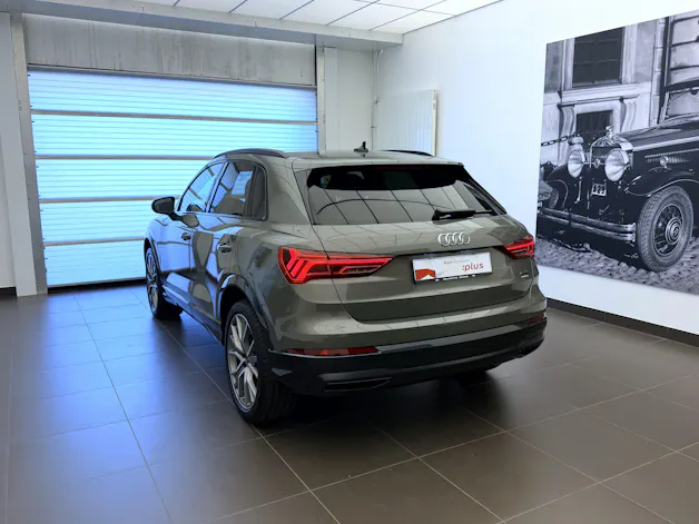 AUDI Q3 45 TFSI advanced quattro S-tronic