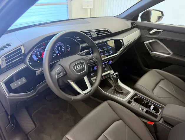 AUDI Q3 45 TFSI advanced quattro S-tronic