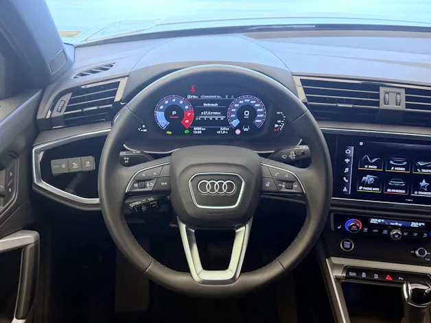 AUDI Q3 45 TFSI advanced quattro S-tronic