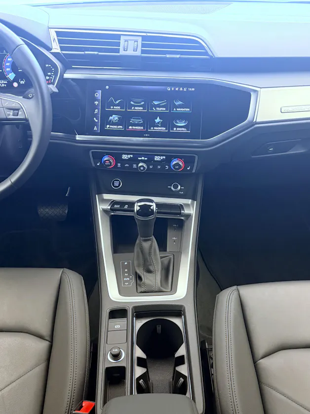 AUDI Q3 45 TFSI advanced quattro S-tronic
