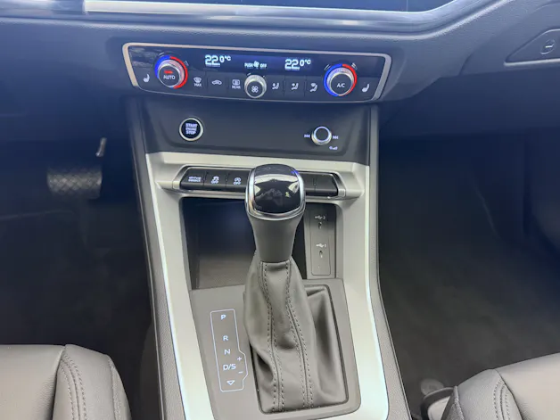 AUDI Q3 45 TFSI advanced quattro S-tronic