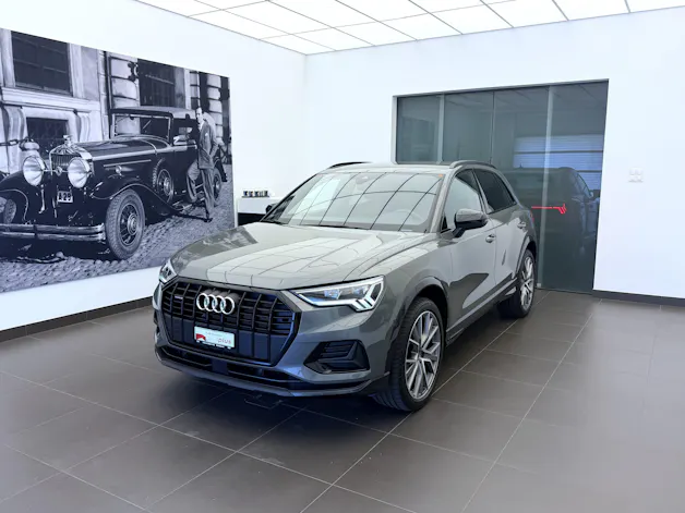 AUDI Q3 45 TFSI advanced quattro S-tronic