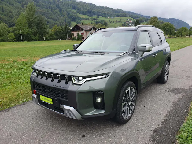 KGM -SsangYong Torres 1.5 Turbo Executive 4WD MJ27