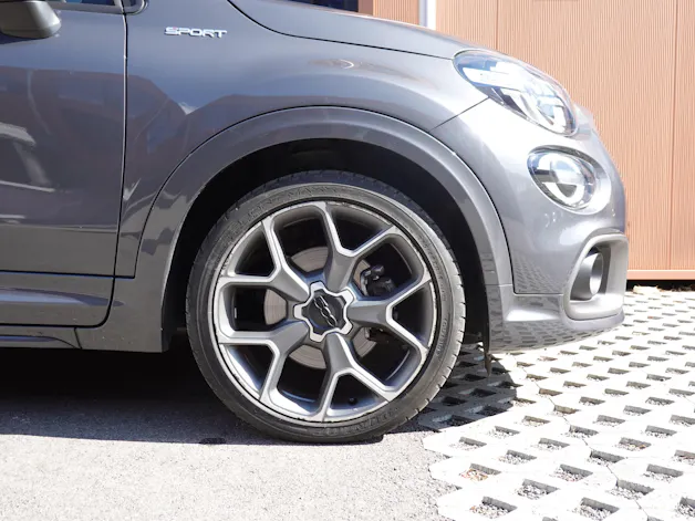 FIAT 500X 1.3 TB GSE S-Design ''CH Auto * Version Sport * Tempomat adaptatif * GPS * Caméra de Recul * 8 Pneus''