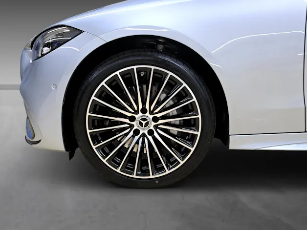 MERCEDES-BENZ C 220 d 4Matic T-Modell Swiss Star