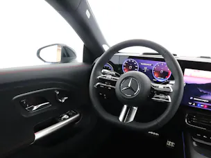 MERCEDES-BENZ CLA SB 220 4M 8G-DCT