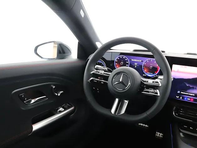 MERCEDES-BENZ CLA SB 220 4M 8G-DCT