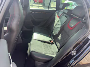 SKODA Octavia Combi 2.0 TSI 245 RS DSG