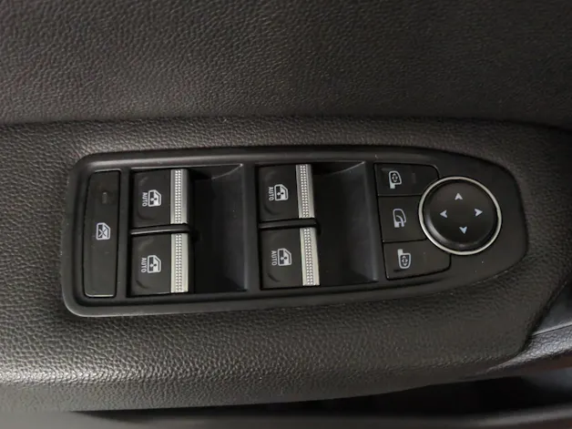 RENAULT Captur 1.6 E-Tech 160 Intens DHT