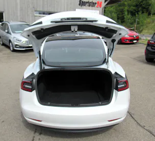 Tesla Model 3 Long Range Dual Motor AWD